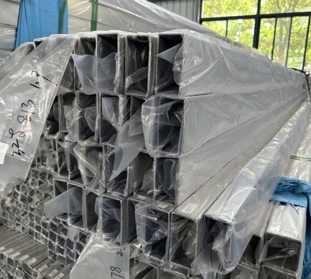 ASTM A240-22 paslanmaz çelik boru borusu dikişsiz 316L cilalı dikdörtgen dekoratif boş bölüm