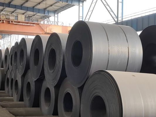 Q235 Sıcak olarak yuvarlanmış karbon çelik bobinleri turşu ve yağ 3-25mm