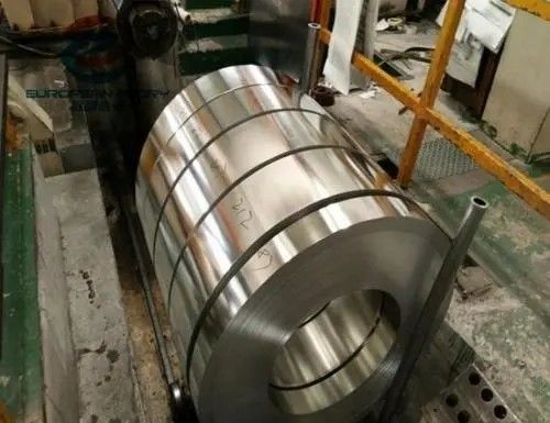 SAE1006 Soğuk olarak yuvarlanmış karbon çelik şeritleri 0.2-1.5 mm kalınlığı